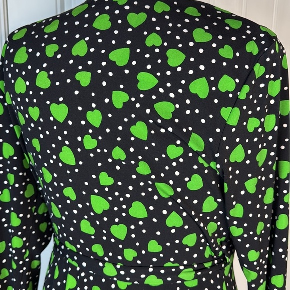 Vicky Tiel | Retro Green Heart Printed Midi Wrap Dress Size: Large - Picture 7 of 11